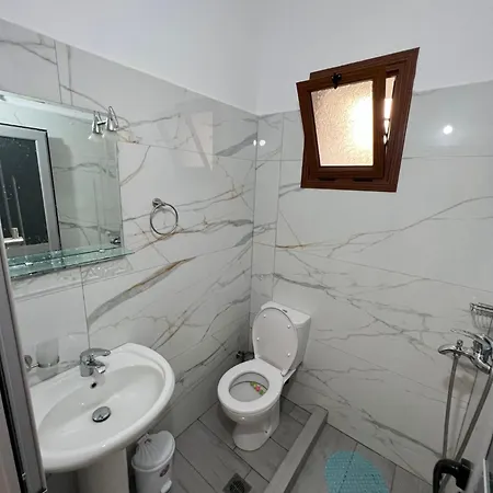 Vila Murataj Lekures * ساراندا